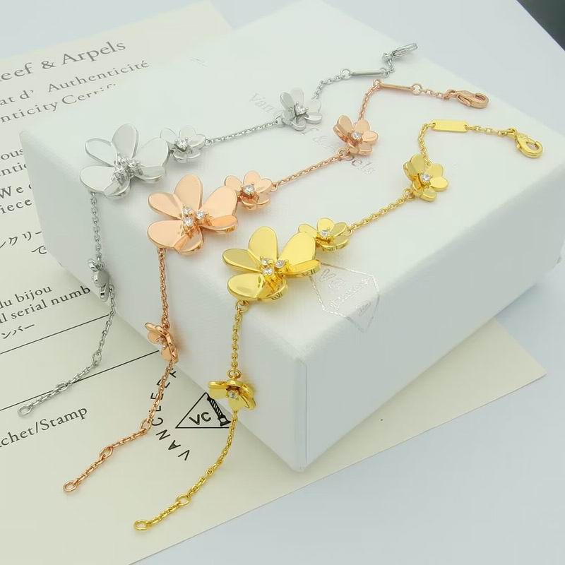 Van Cleef & Arpels bracelet 11yxq12